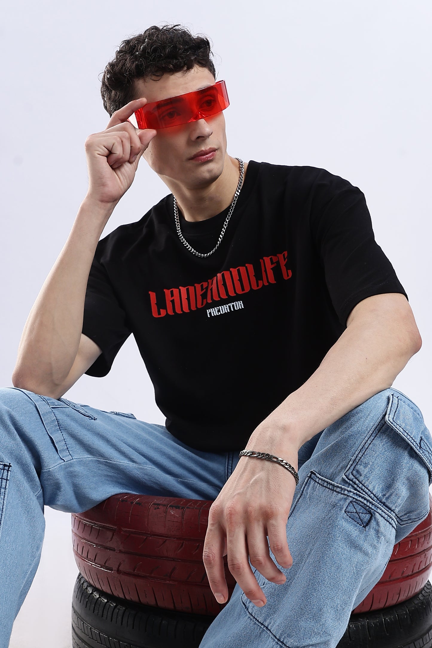 BLACK PREDATOR-LION T-SHIRT