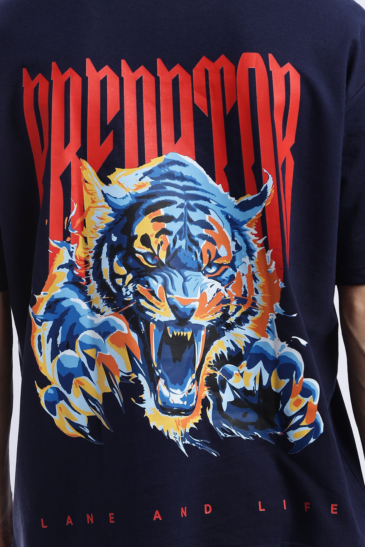 NAVY PREDATOR-LION T-SHIRT