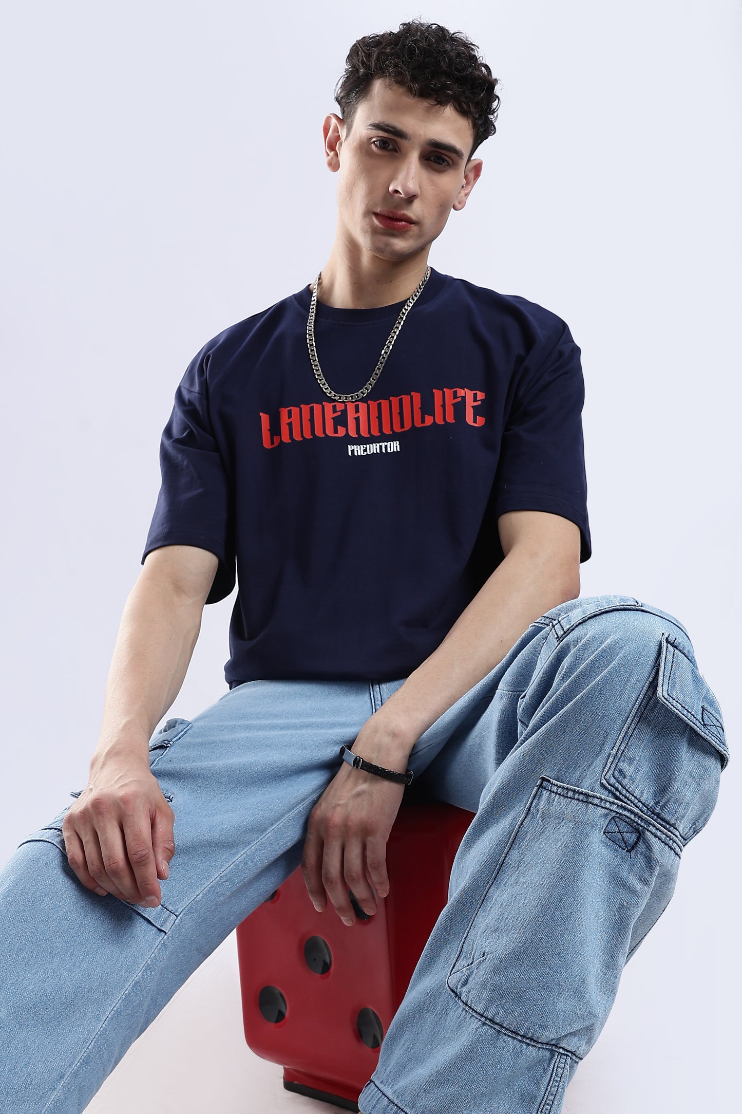 NAVY PREDATOR-LION T-SHIRT