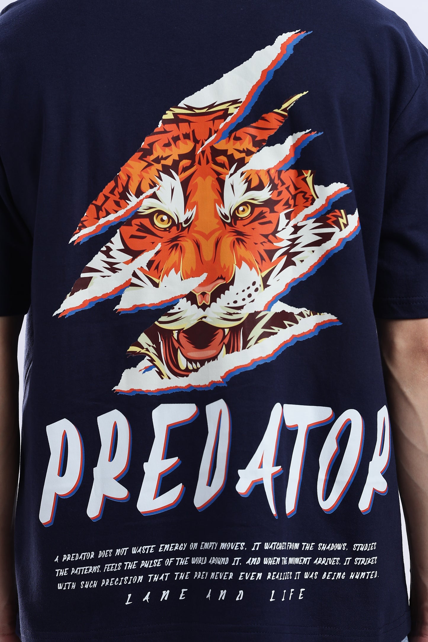 NAVY PREDATOR WILD T-SHIRT