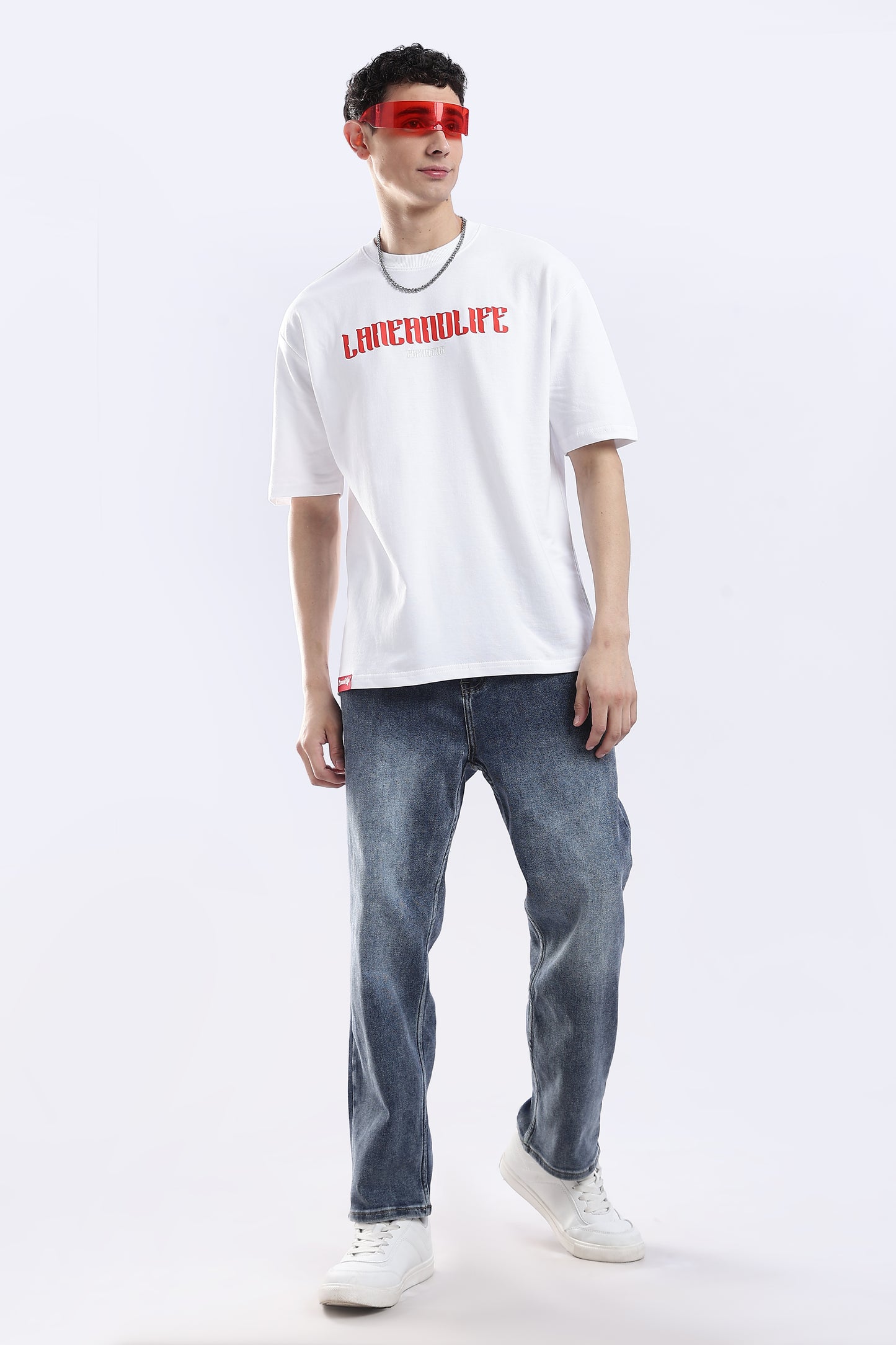WHITE PREDATOR-LION T-SHIRT