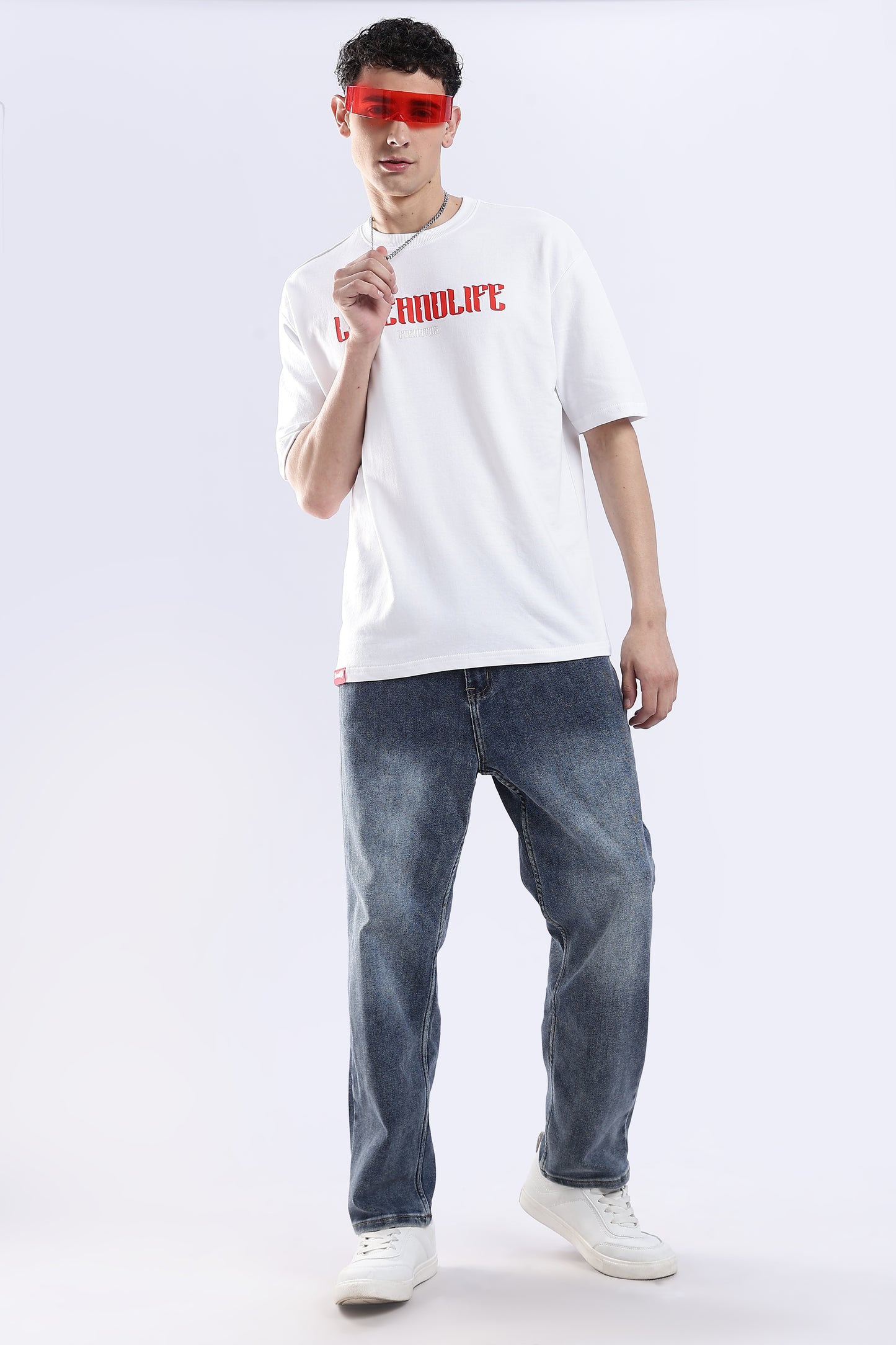 WHITE PREDATOR-LION T-SHIRT